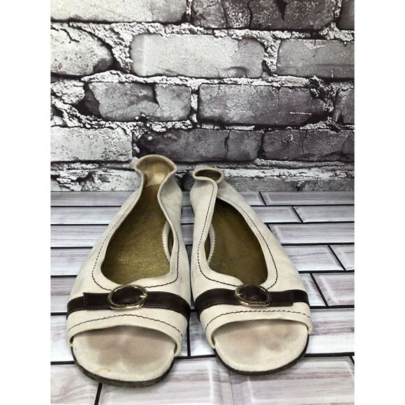 Taryn Rose Ivory Leather Brown Leather Strap Pumps Peep Toe Shoes Women sz 39EU - Picture 16 of 16